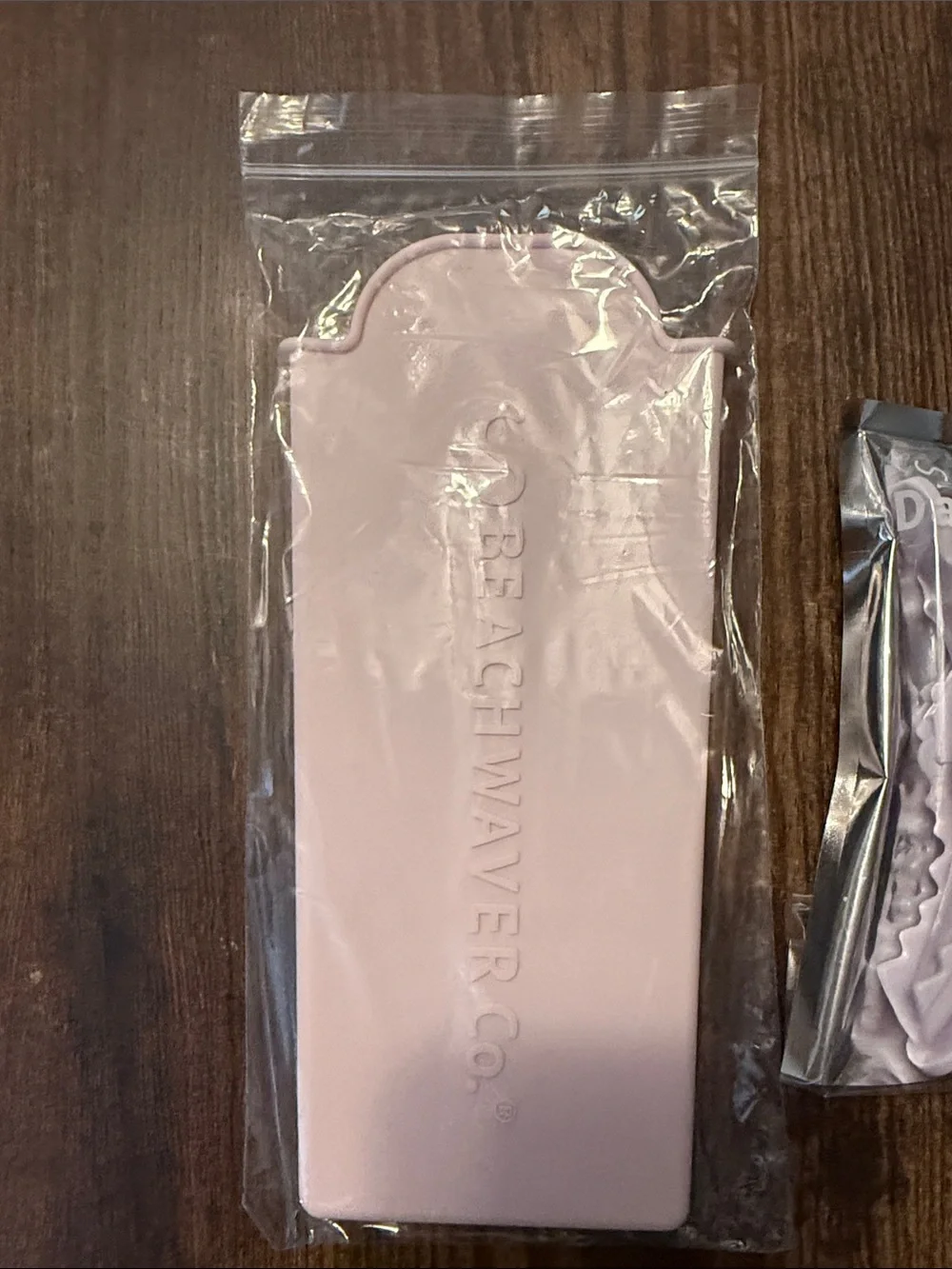 The Beachwaver Co. Hair Clips & Hot Iron Protector